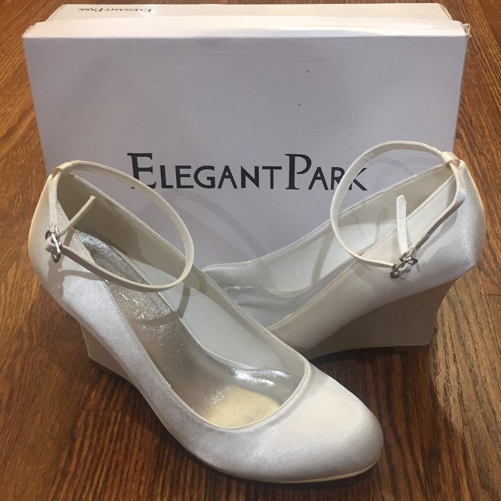 Elegant Park Women’s Bridal Shoes Ivory US 9